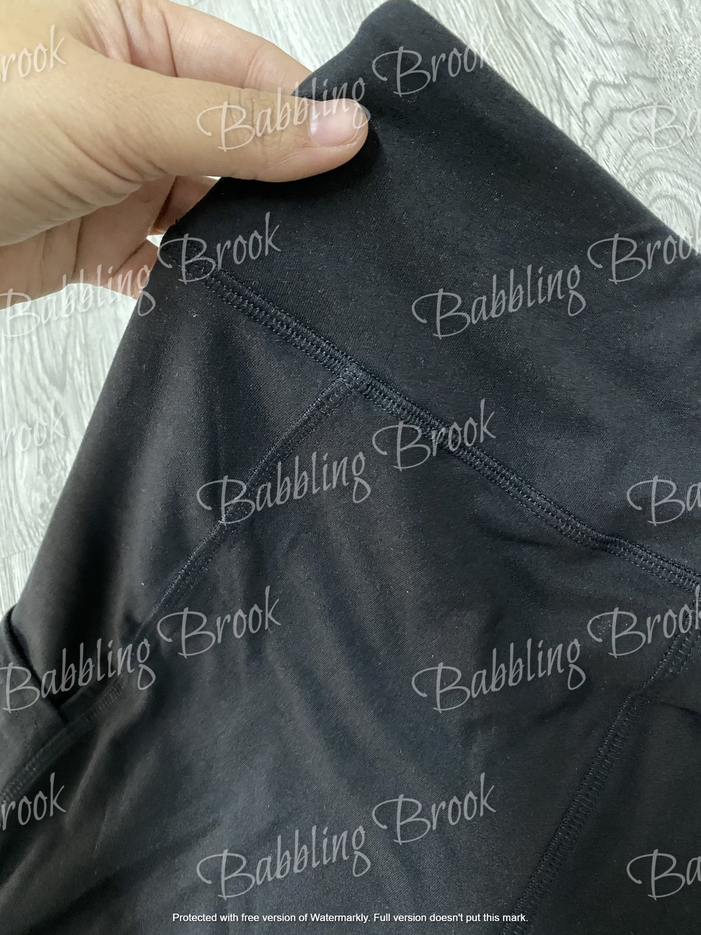 Pre-Order: Yoga Band Pocket Leggings - Babbling Brook