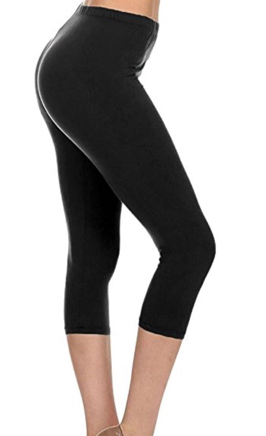 Solid Black Capri - Plus - Babbling Brook
